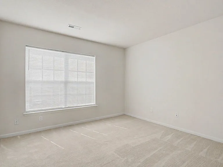 354 Canaan Cir — Photo 13