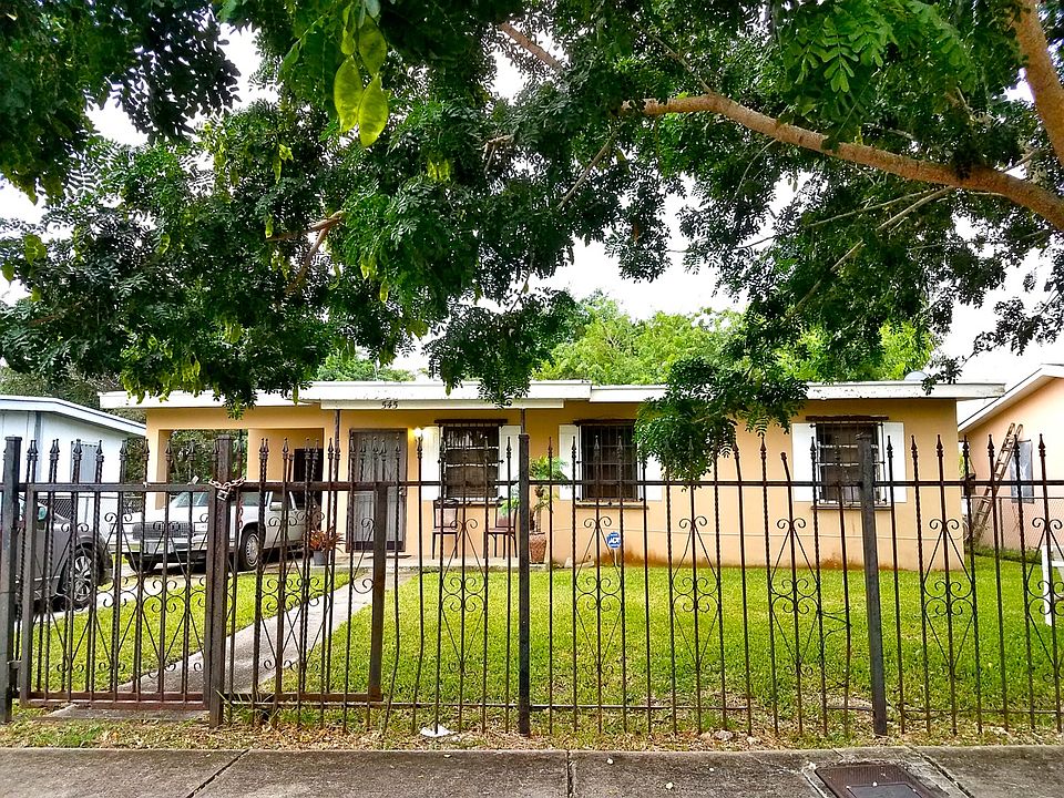 1st image of 545 NW 8th St
