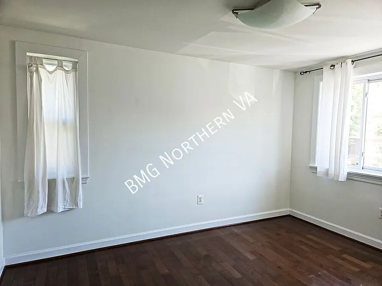 1127 N Stuart St #1 — Photo 12