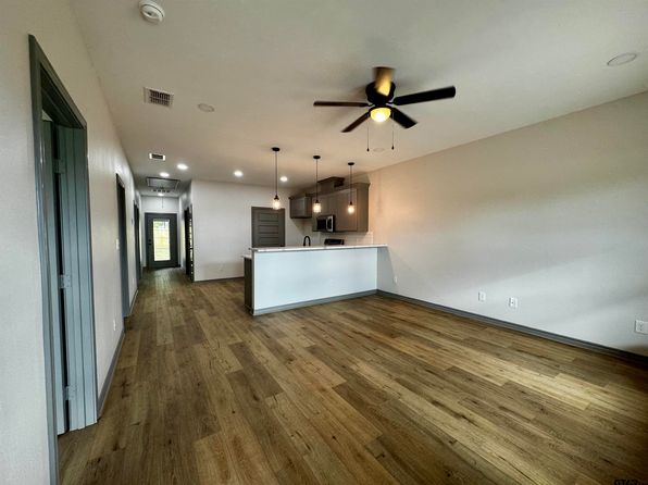 9839 County Road 35 UNIT B