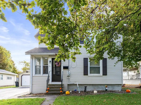 201 W Gibson St, Canandaigua, NY 14424