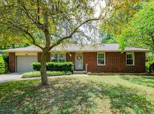 302 E Deanna Ln, Nixa, MO 65714