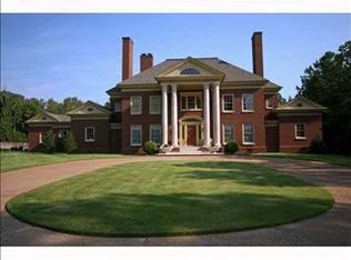 9480 Dogwood Rd S, Germantown, TN 38139