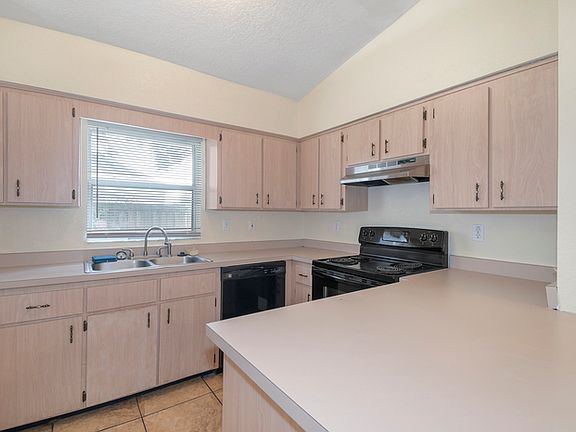 5th image of 287 Boca Ciega Rd