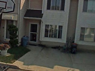 37 Hirsch Ln, Staten Island, NY 10314