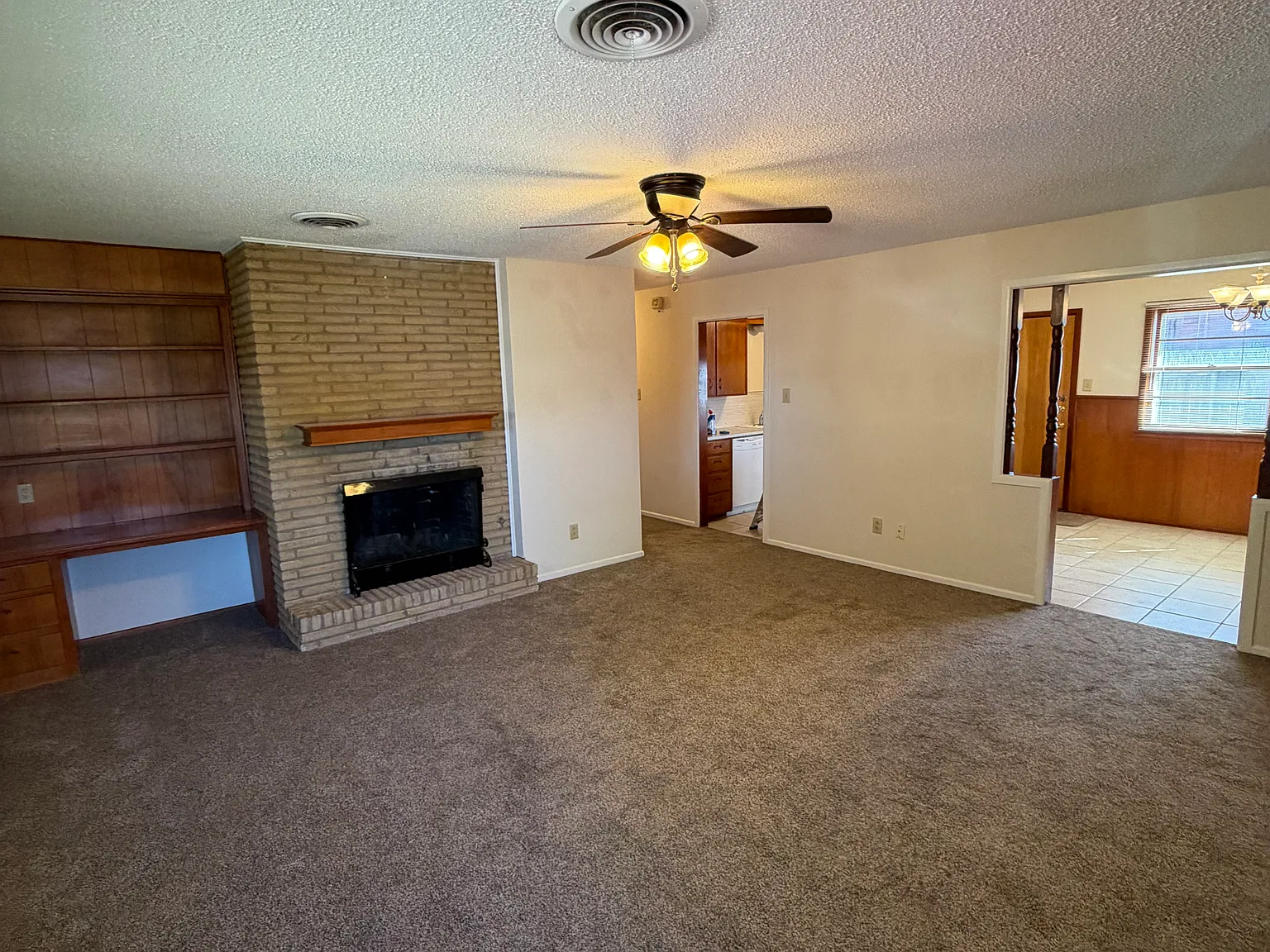 2 bed, 1175 sqft, $900 — Photo 3