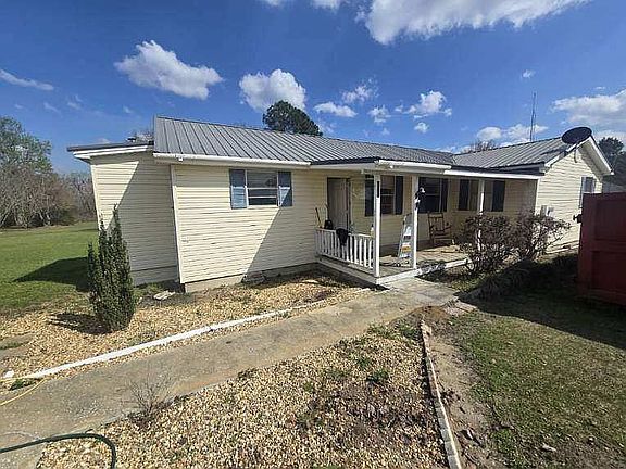 2nd image of 175 Toni Lee Rd