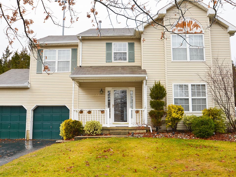 Located in a quiet cul-desac