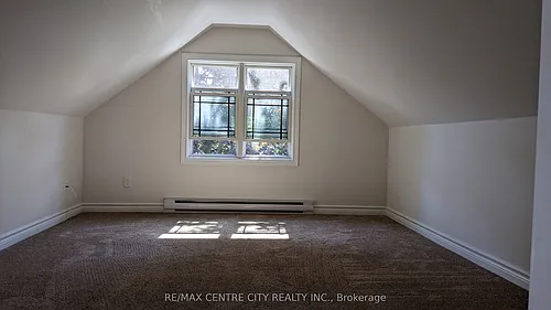 80 Sterling St #UPPER Photo 1