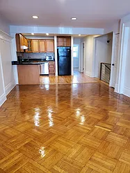 Rented by Amicourt LLC