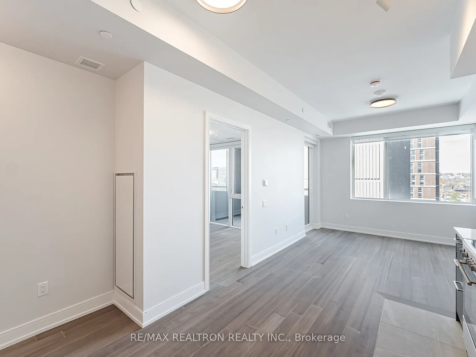 1 bed, $3,195 — Photo 3