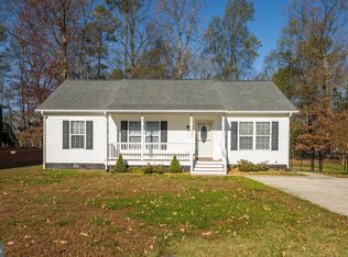 109 Santa Maria Ave, Colonial Beach, VA 22443