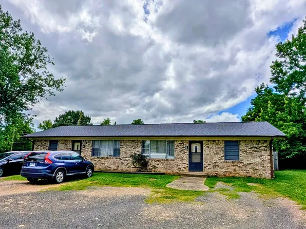 807 Sampson Ave, Mena, AR 71953