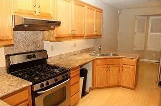 3rd image of 199 Melissa Cir