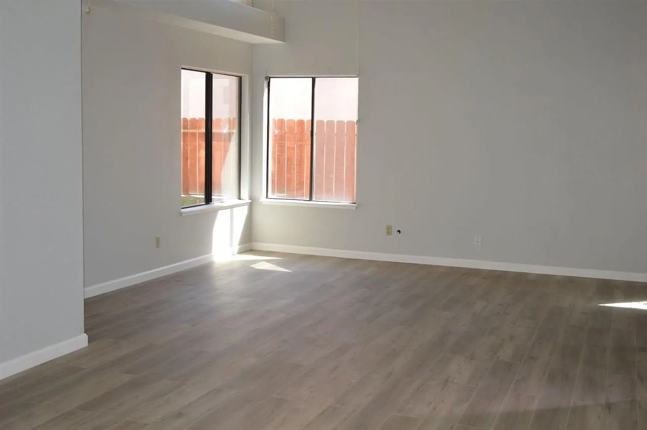 217 Mitchum Drive - 1 — Photo 2