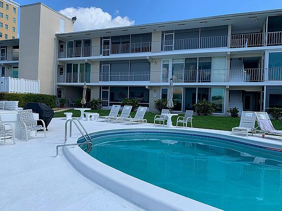 intracoastal front swimming 