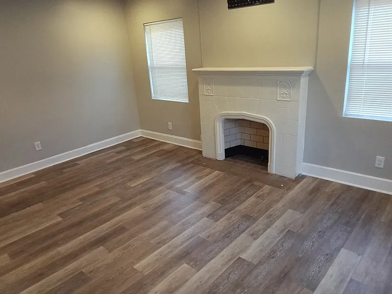 2534 Hansford Pl #4 — Photo 1