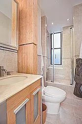 Rented by Barkoff Residential 