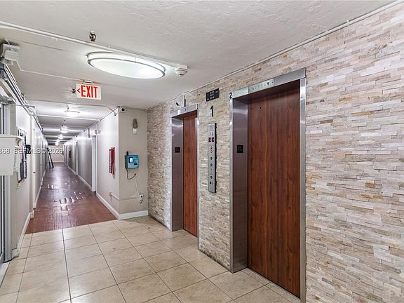 5th image of 7300 NW 17th St APT 310