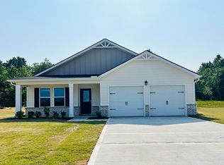 650 5th St NE, Arab, AL 35016