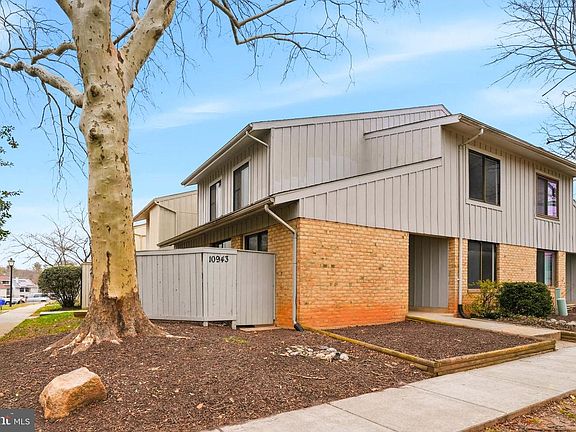 2nd image of 10943 Trotting Ridge Way Unit 2