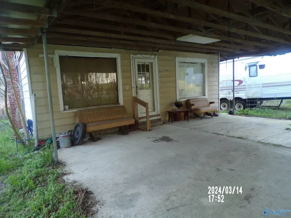 318 Keysburg Rd, Glencoe, AL 35905