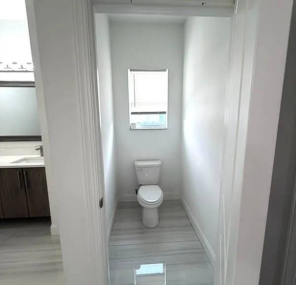 1730 SW California Blvd — Photo 9
