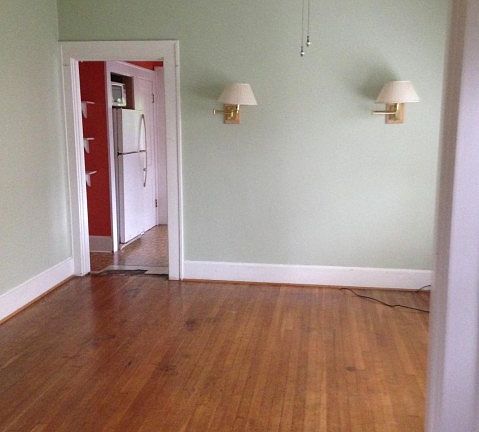 3rd image of 269 Castlewood Dr