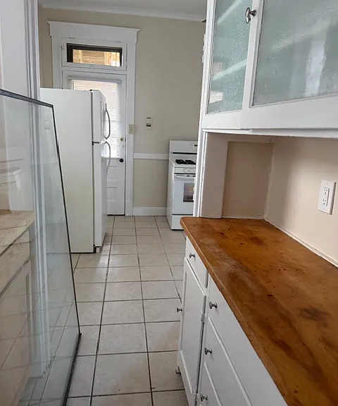 1512 Rosewood Ave #1 — Photo 4