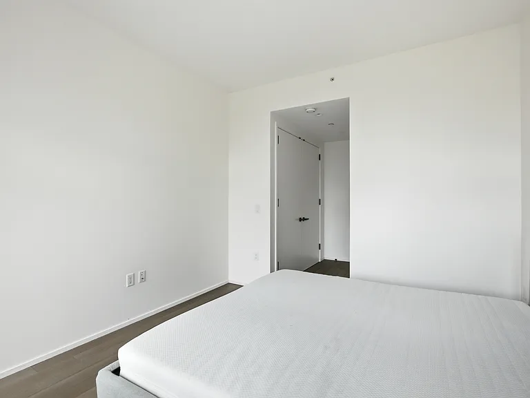 543 W 122nd St #8B — Photo 10