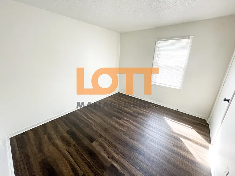 412 Sullivan Street Ext #B — Photo 3
