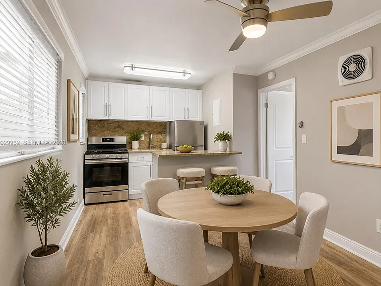 1014 Salzedo St #211 — Photo 5