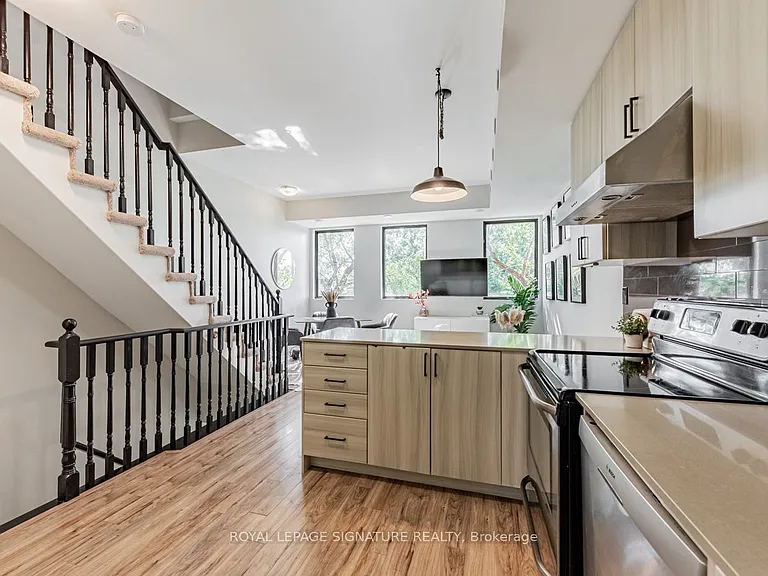 68 Winston Park Blvd #60 — Photo 5