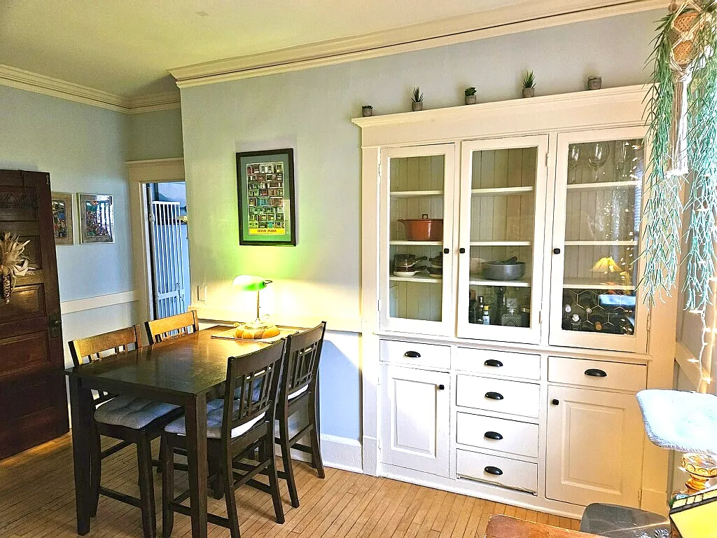 2 bed, 1000 sqft, $1,275 — Photo 2