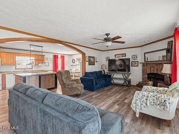 2nd image of 1856 Oxpen Road SW