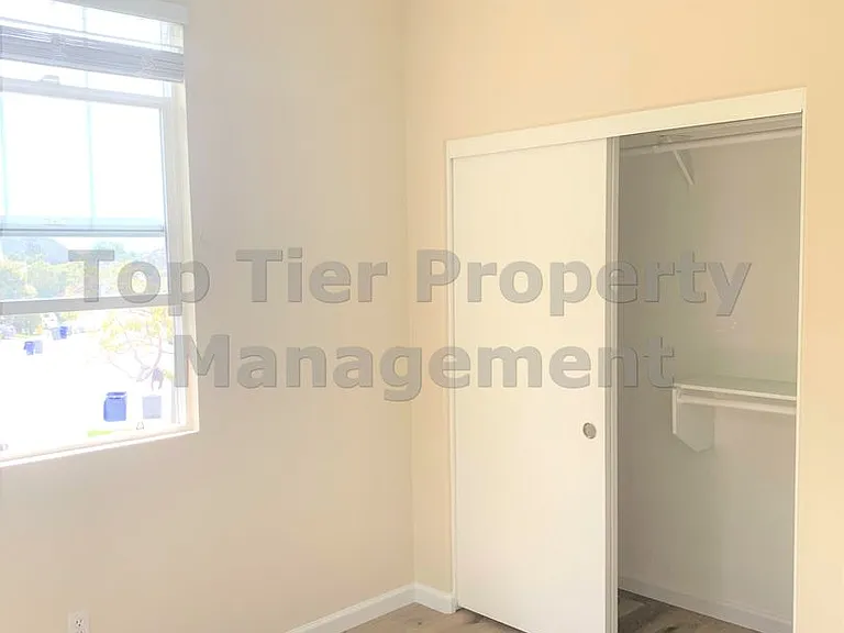 5573 Coyote Ct #B — Photo 8