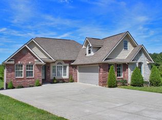 88 Enchanted Pl, Somerset, KY 42503