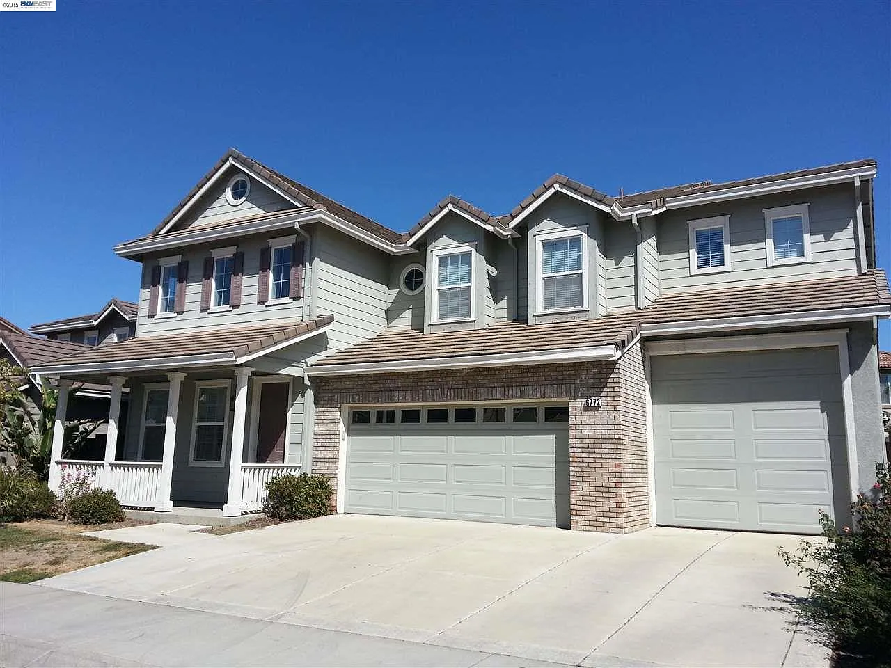 6772 Yellowstone Cir photo 1