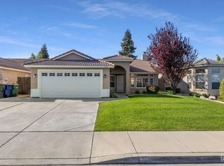 253 Sherman Peak Dr, Bakersfield, CA 93308