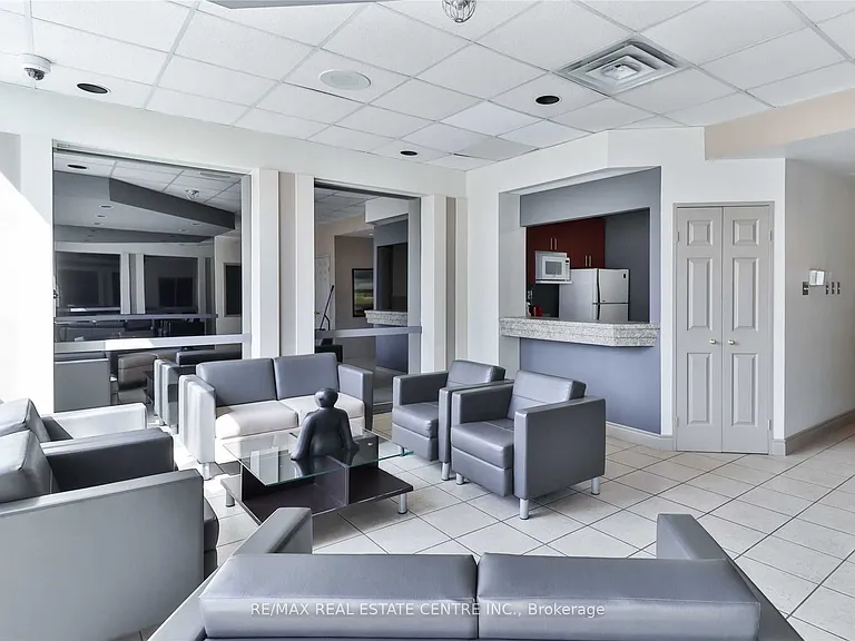 4450 Tucana Ct #103 — Photo 28