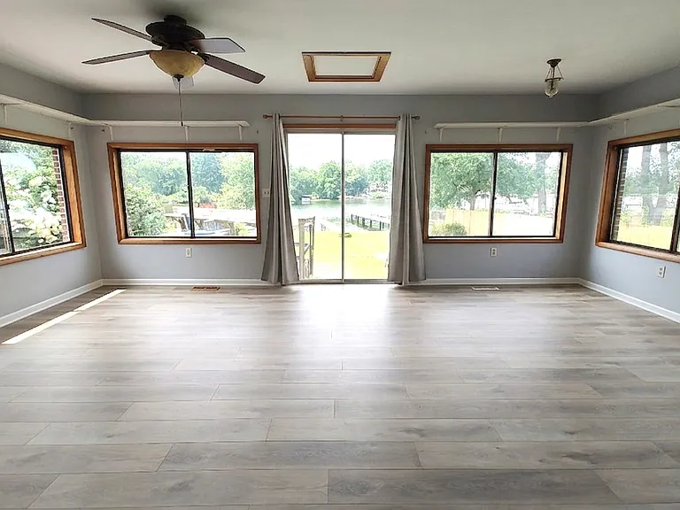 8027 Shore Rd — Photo 11