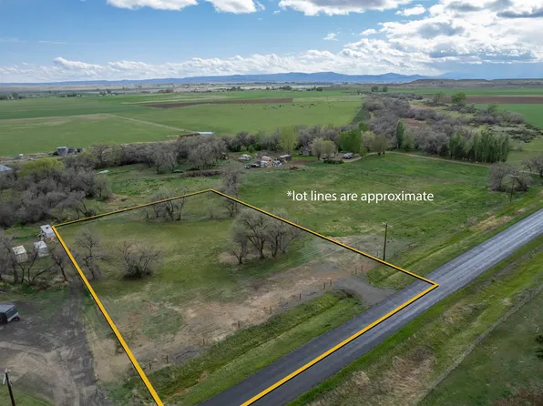 216 Lane 9 Lot 2, Powell, WY 82435