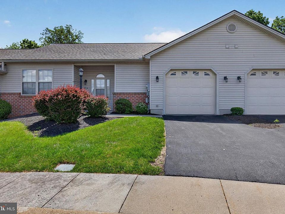 1st image of 130 Leonard Ln