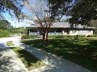 1840 Hollyhill Rd, Pensacola, FL 32526