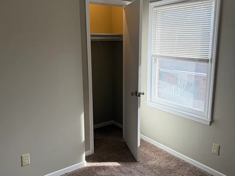 112 Stonecreek Dr #D — Photo 17