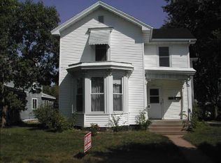 1247 1/2 Graham Ave, Eau Claire, WI 54701