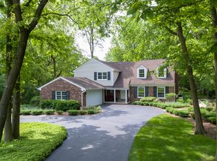 25060 N Pawnee Rd, Lake Barrington, IL 60010