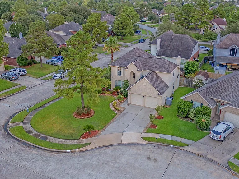 9514 Trailing Moss Dr — Photo 38