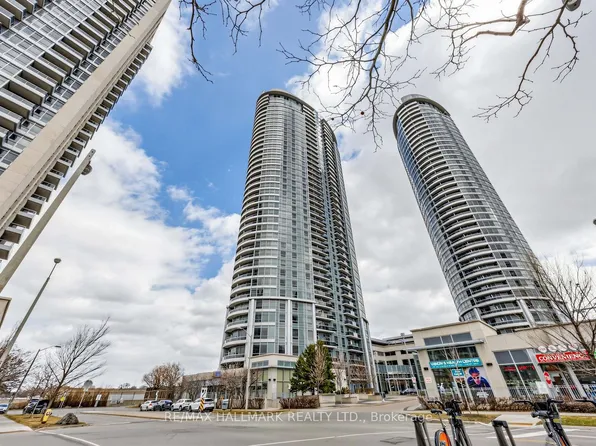 135 Village Green Sq #3918, Toronto, ON M1S 0G4