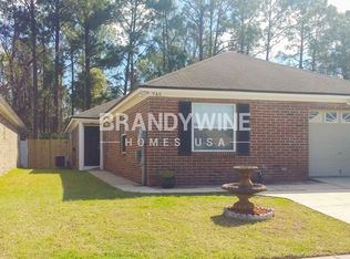 745 Century Point Dr E, Jacksonville, FL 32216